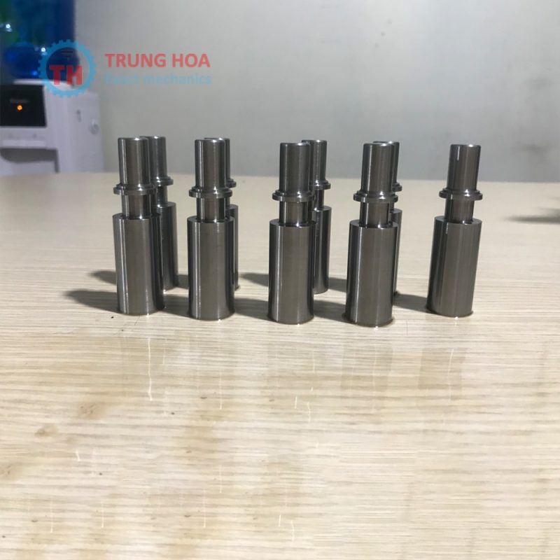 CTY TNHH CƠ KHÍ CHÍNH XÁC VÀ THƯƠNG MẠI TRUNG HÒA