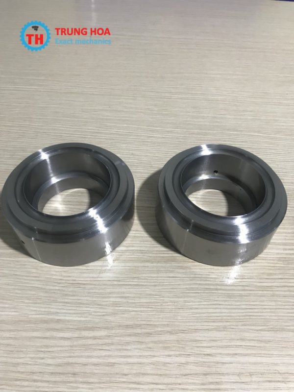 CTY TNHH CƠ KHÍ CHÍNH XÁC VÀ THƯƠNG MẠI TRUNG HÒA