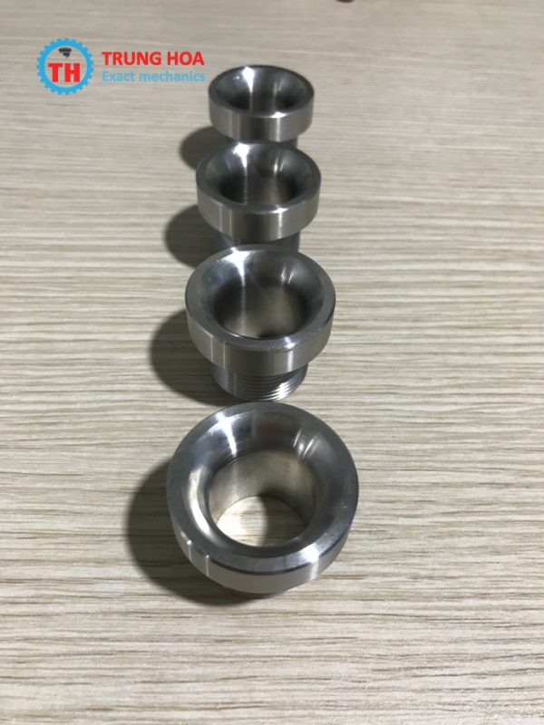 CTY TNHH CƠ KHÍ CHÍNH XÁC VÀ THƯƠNG MẠI TRUNG HÒA